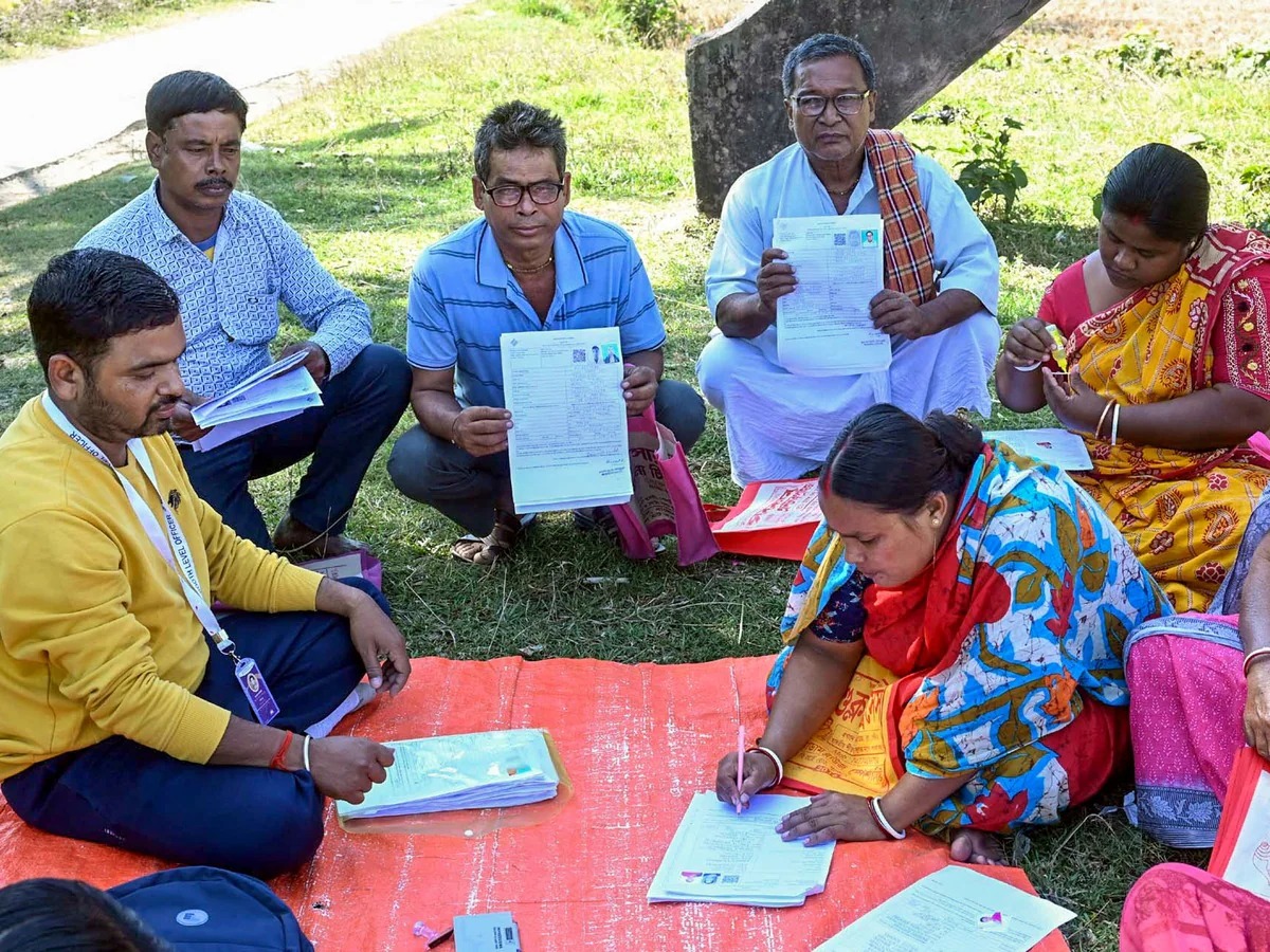 37 Years Apart, United by the Ballot: The Incredible SIR Reunion in Bengal