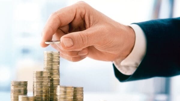 Specialised Investment Funds: How They Differ From Mutual Funds, PMS, and AIFs