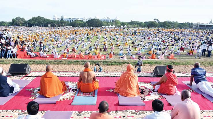 Breathe In, Bliss Out: Uttar Pradesh Rolls Out 100+ Yoga Parks for Daily Wellness Revolution