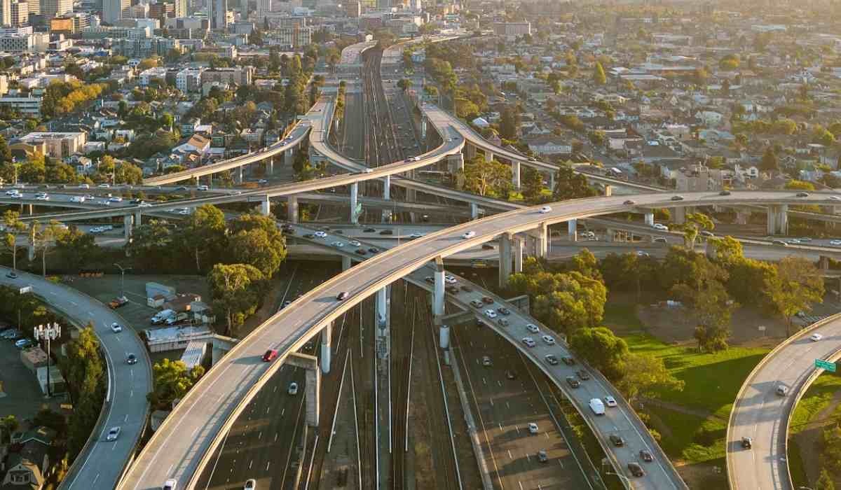 The Buzz on Mysore Road: Why Everyone's Talking About Bengaluru's New Hotspot
