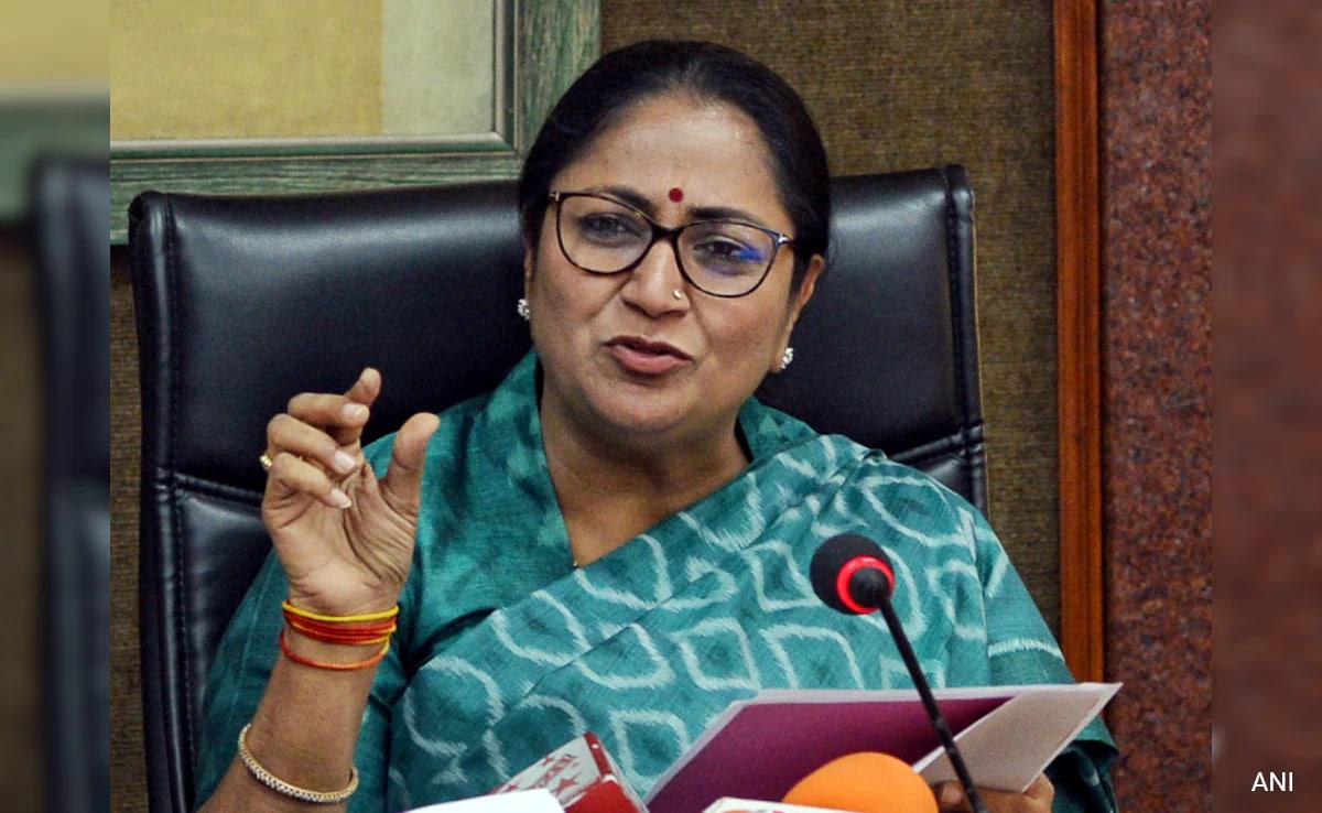 Delhi Government’s Bold Push for Youth: Rs 7 Crore Cash Awards, Government Jobs for Athletes, and Free Laptops for Students