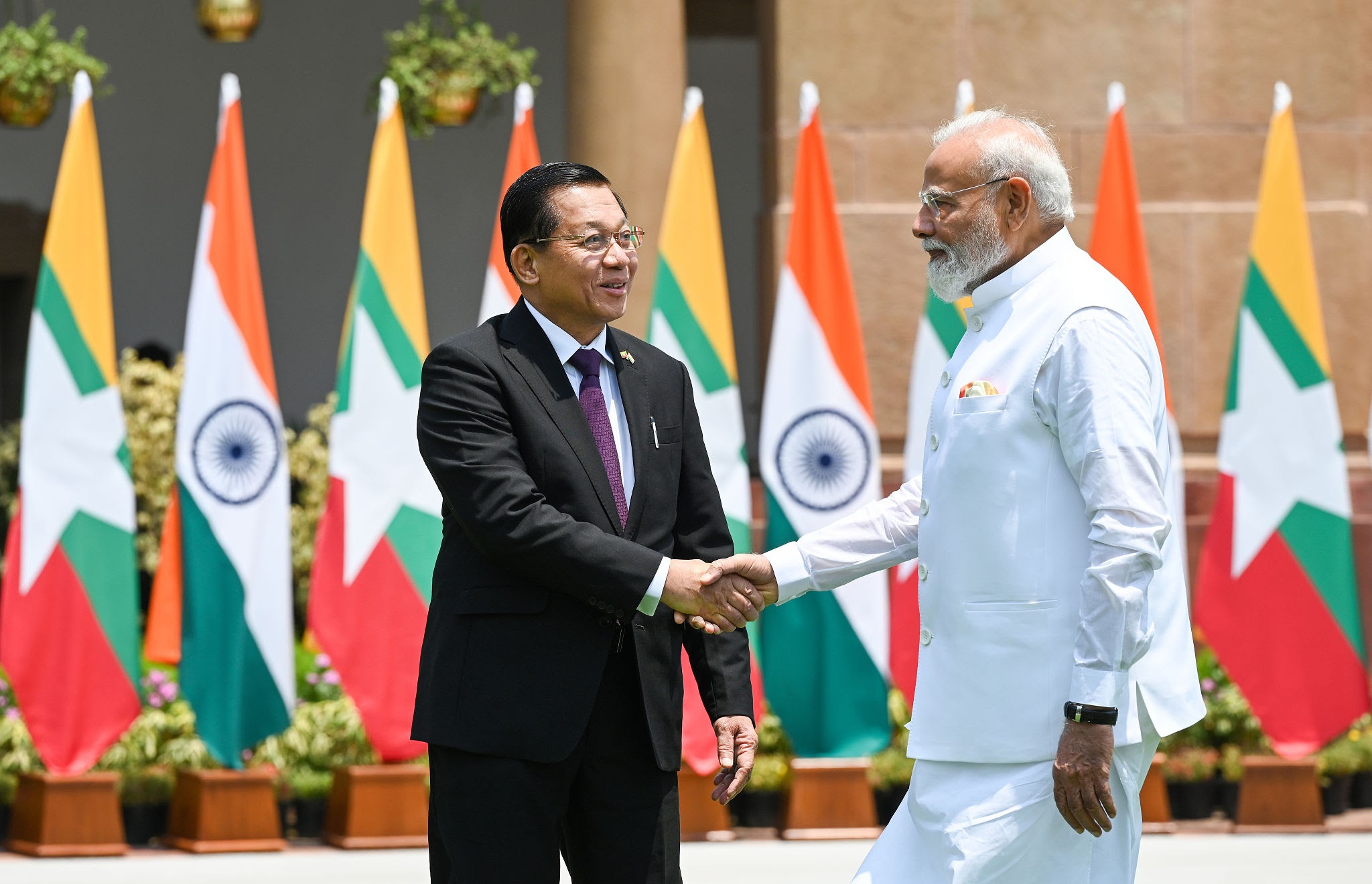 Myanmar President's India Visit Tackles Border and Peace