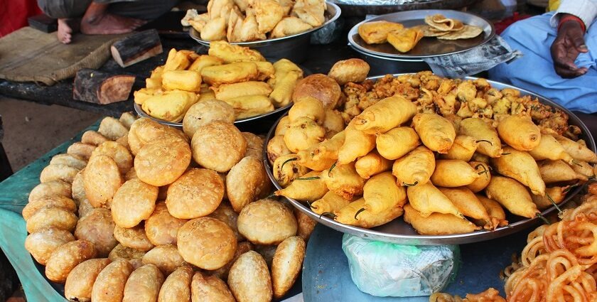 Flavors of the Golden City: 10 Must-Try Street Foods in Jaisalmer