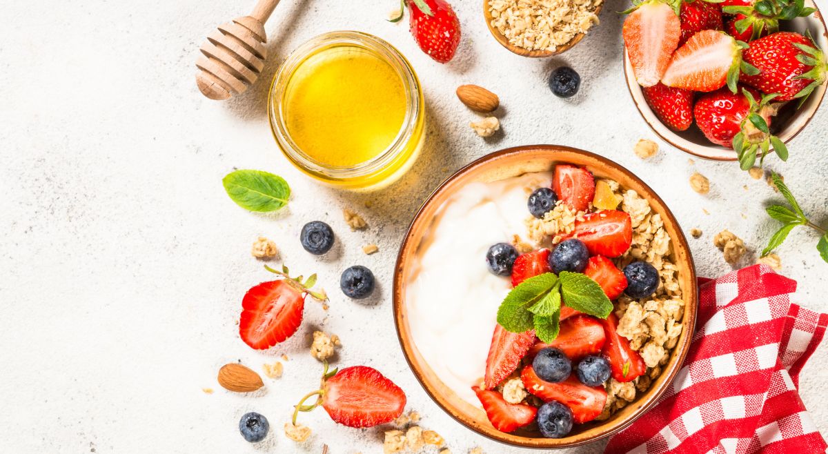 Sweeter Heritage: Why Traditional Indian Foods Are Replacing Sugars With Pure Honey