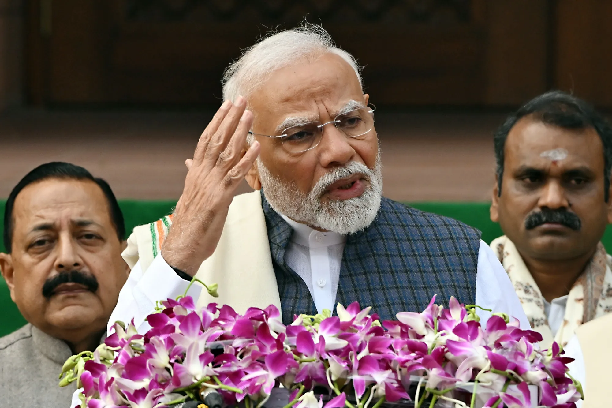 India Considers Tariff Cuts and Import Boost to Navigate Trump's Trade Threats