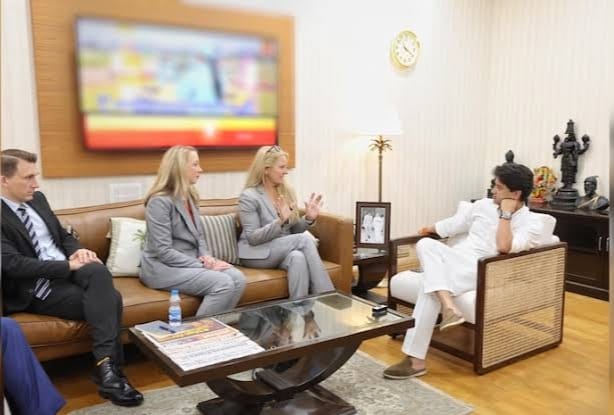 Starlink’s Licence to Connect: SpaceX President and Minister Scindia Ignite India’s Digital Dream