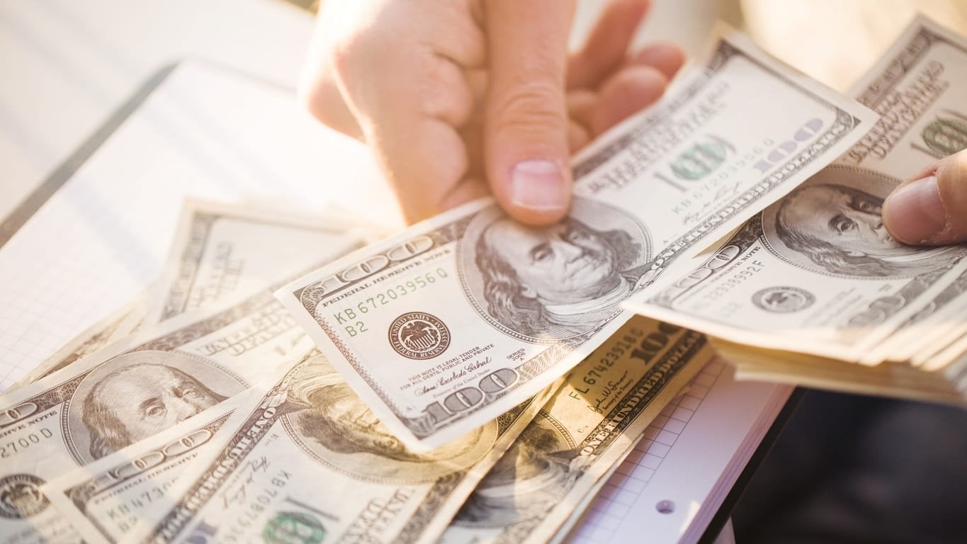 US Plans 5% Remittance Tax: Indian Diaspora Faces $1.6 Billion Hit on Money Sent Home