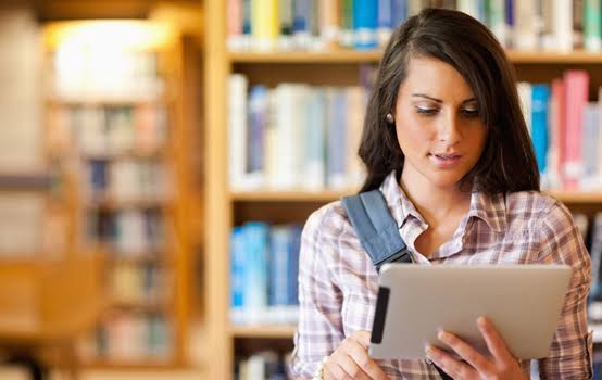 Shelfies, Signals, And Selfhood: The Rise Of Performative Reading In The Digital Age