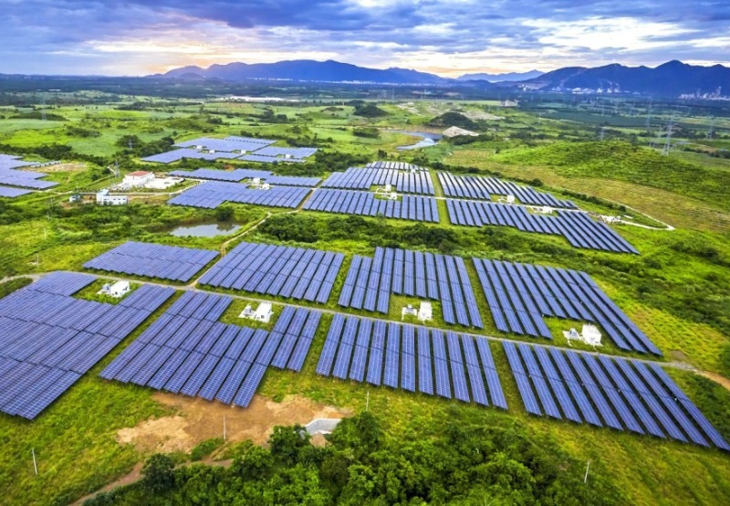 Ahasolar Technologies Secures Rs 3.5 Million Contract for Innovative Solar Portal