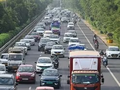 Traffic Advisory: Noida–Greater Noida and Yamuna Expressways Get Winter Speed Curbs