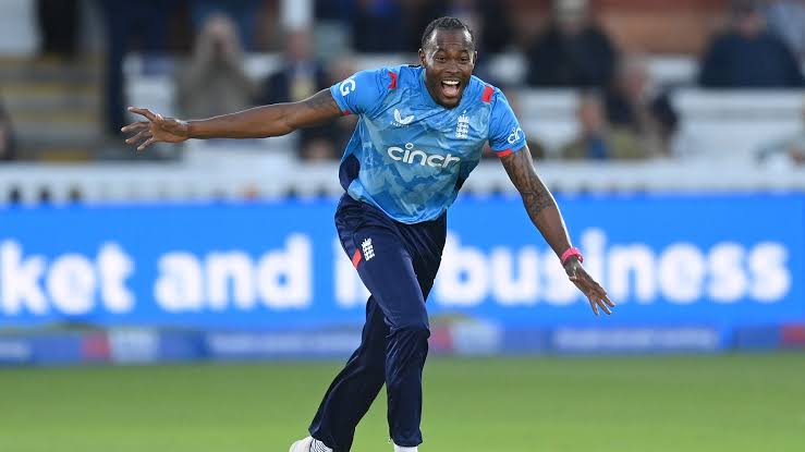 Jofra Archer Strikes as South Africa Chases England’s 179