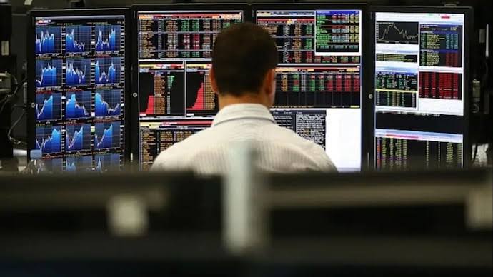 Markets at a Glance: Global Trends, Key Stock Moves & FII-DII Action