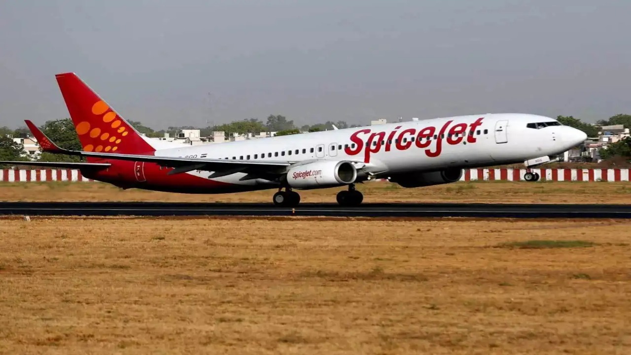 SpiceJet Soars Higher: Five More Boeing 737s Join Fleet, Total Hits 35