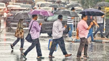 Monsoon Mayhem: IMD Sounds Red Alert for Bengal and Maharashtra as Rains Intensify Across India