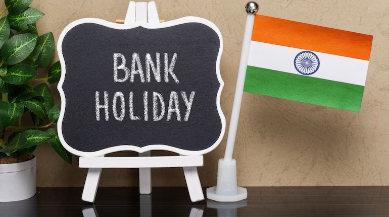 Bank Holidays In December 2025: 13 Days Of Closures Across States
