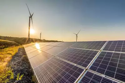 Waaree Renewable Bags ₹2.77 Billion Solar Project, Stock Surges 5%