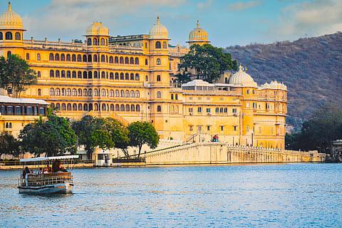 Udaipur Unveiled: Where Every Sunset Feels Like a Scene from a Royal Dream
