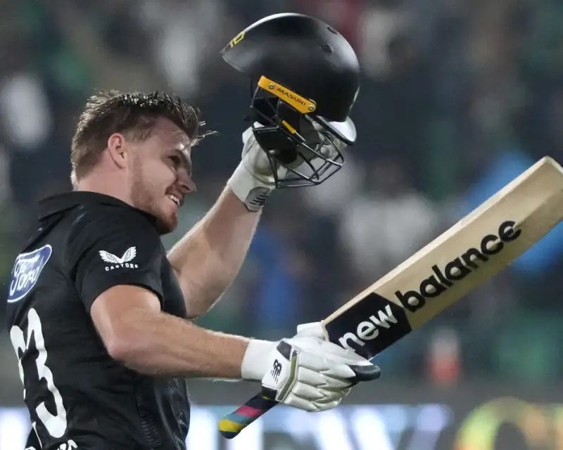 New Zealand Posts 295/4 in 49 Overs Against Pakistan in ODI Thriller