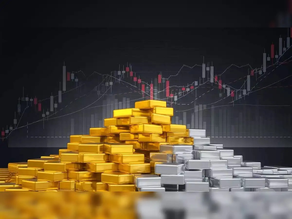Precious Metals Spark New Records: India Silver and Gold Futures Hit All-Time Highs