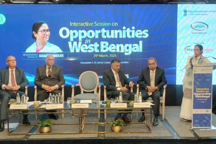 Mamata Banerjee Woos British Businesses to Invest in Bengal