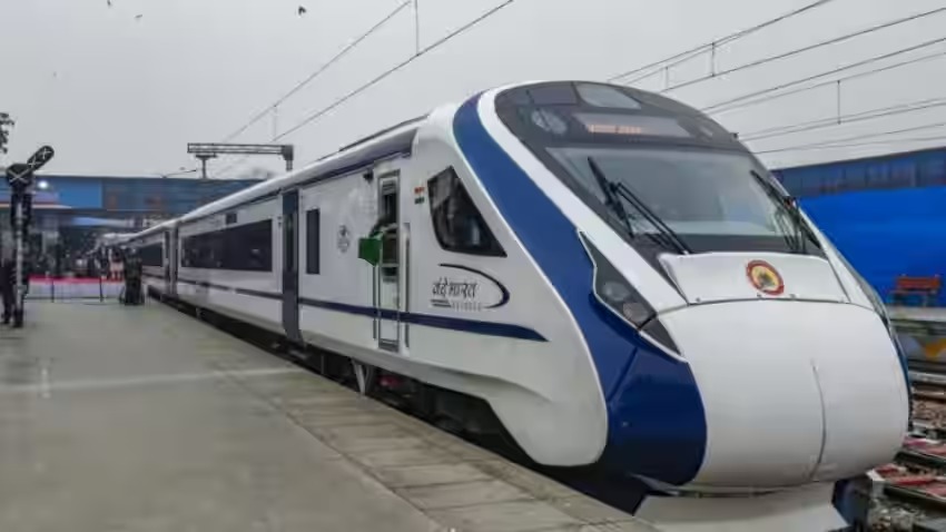 Vande Bharat Passengers Can Now Purchase Meals On-Board, Regardless of Pre-Booking