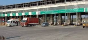 Centre Mulls Special FASTags For Toll-Exempt Vehicles Under AI-Based Highway Tolling