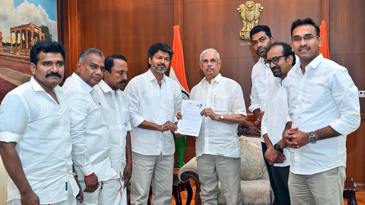 Dhinakaran Refutes Rumors Amid Tamil Nadu Government Formation