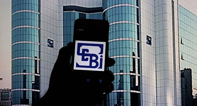 SEBI’s Firm Stand On Retail Algo Trading: Brokers Must Comply Or Face Ban
