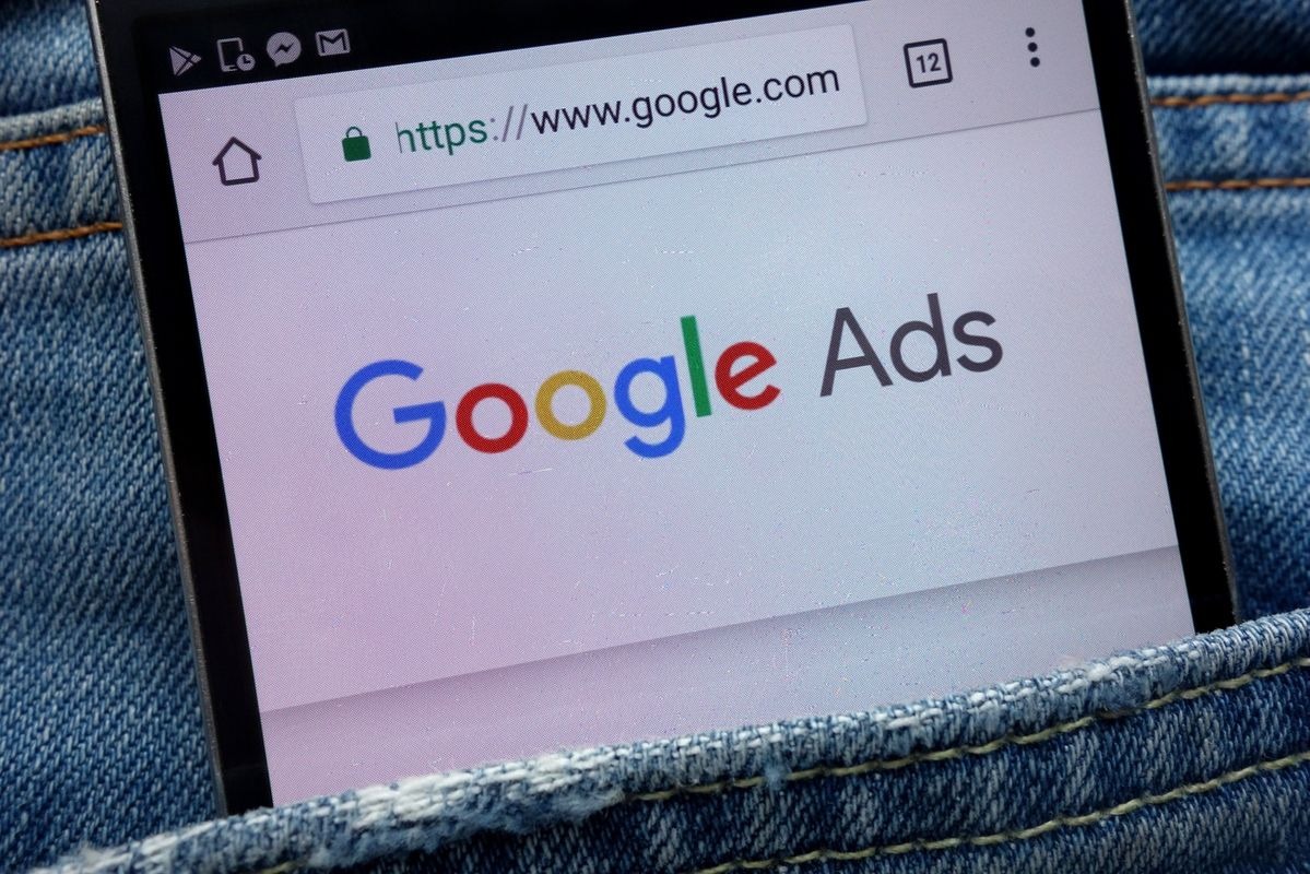 Google Search Ads Now Integrated with Travel Feeds for Enhanced User Experience