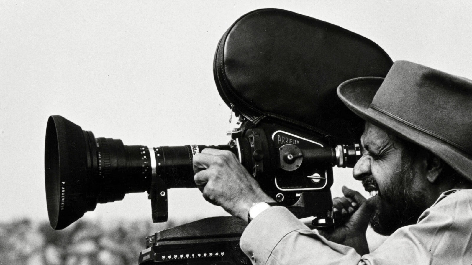 London Indian Film Festival To Honour Shyam Benegal With Retrospective