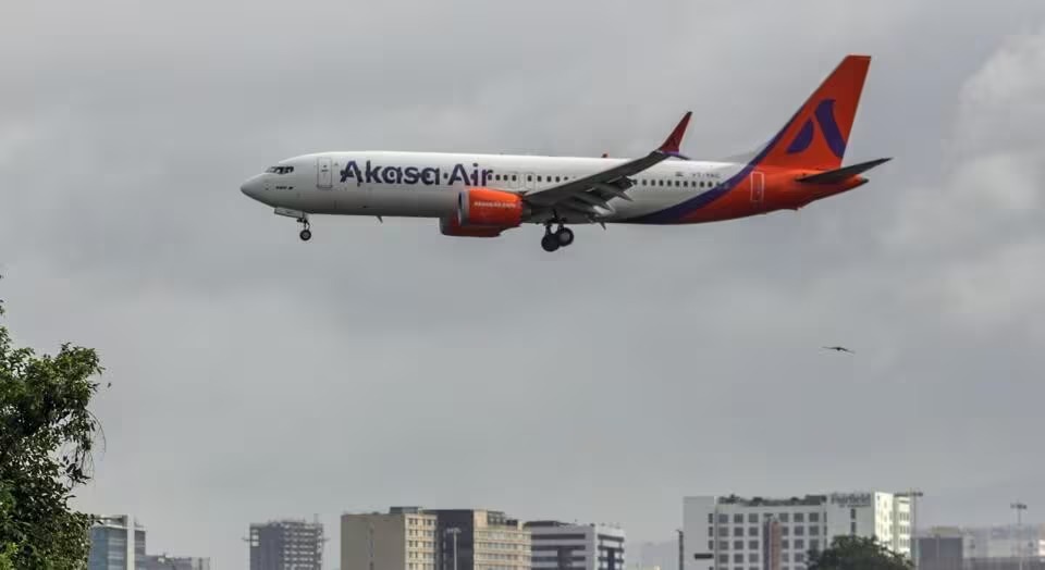 Akasa Air Eyes IPO Within 2–5 Years, Says CEO Vinay Dube
