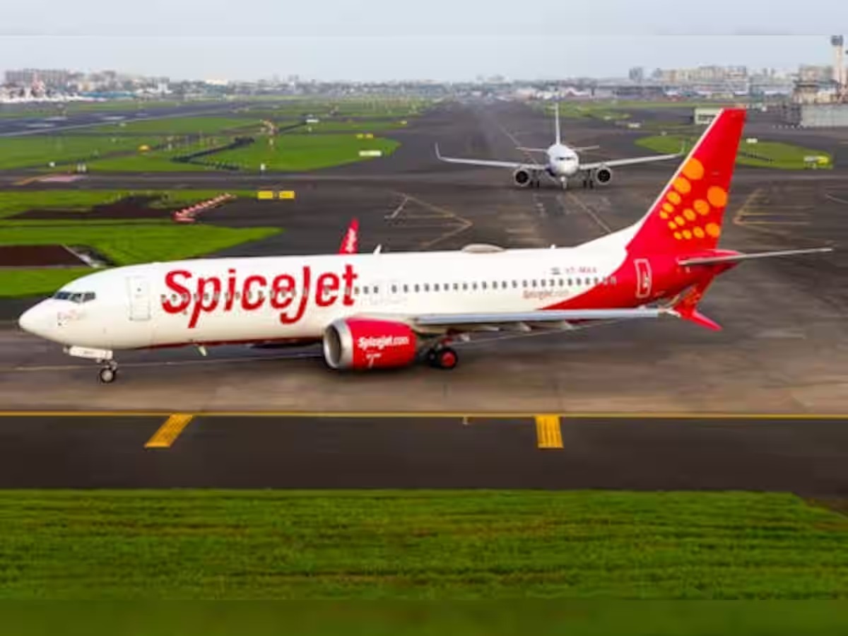 SpiceJet Grounded by Insolvency Petitions: Can It Take Off Again?