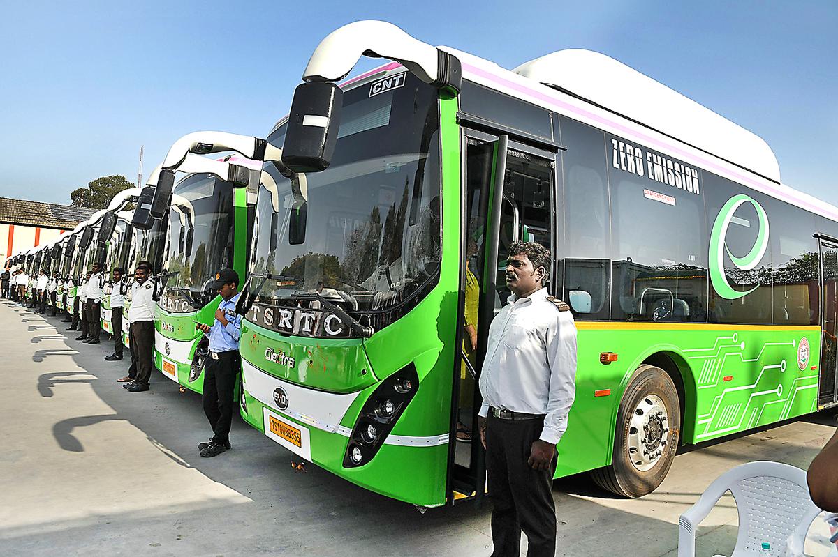 Government's Clever Cash Boost: Subsidized Loans to Electrify India's Private Bus Fleet Overnight!