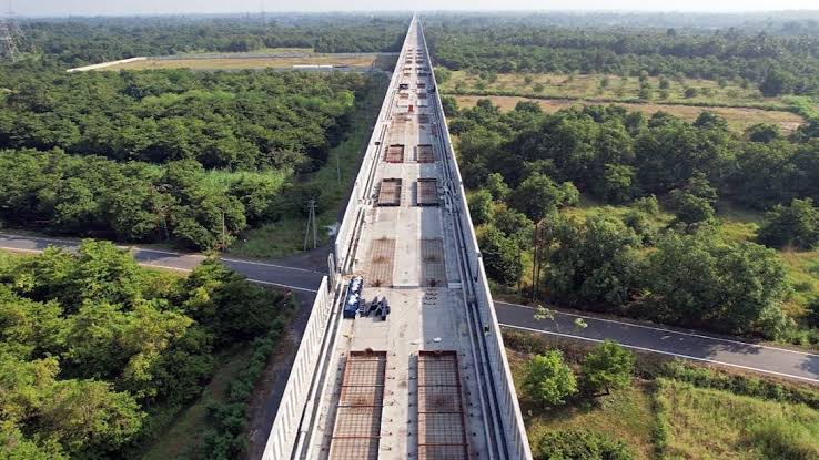 Fast-Track to the Future: Key Bridge Completed for Mumbai-Ahmedabad Bullet Train