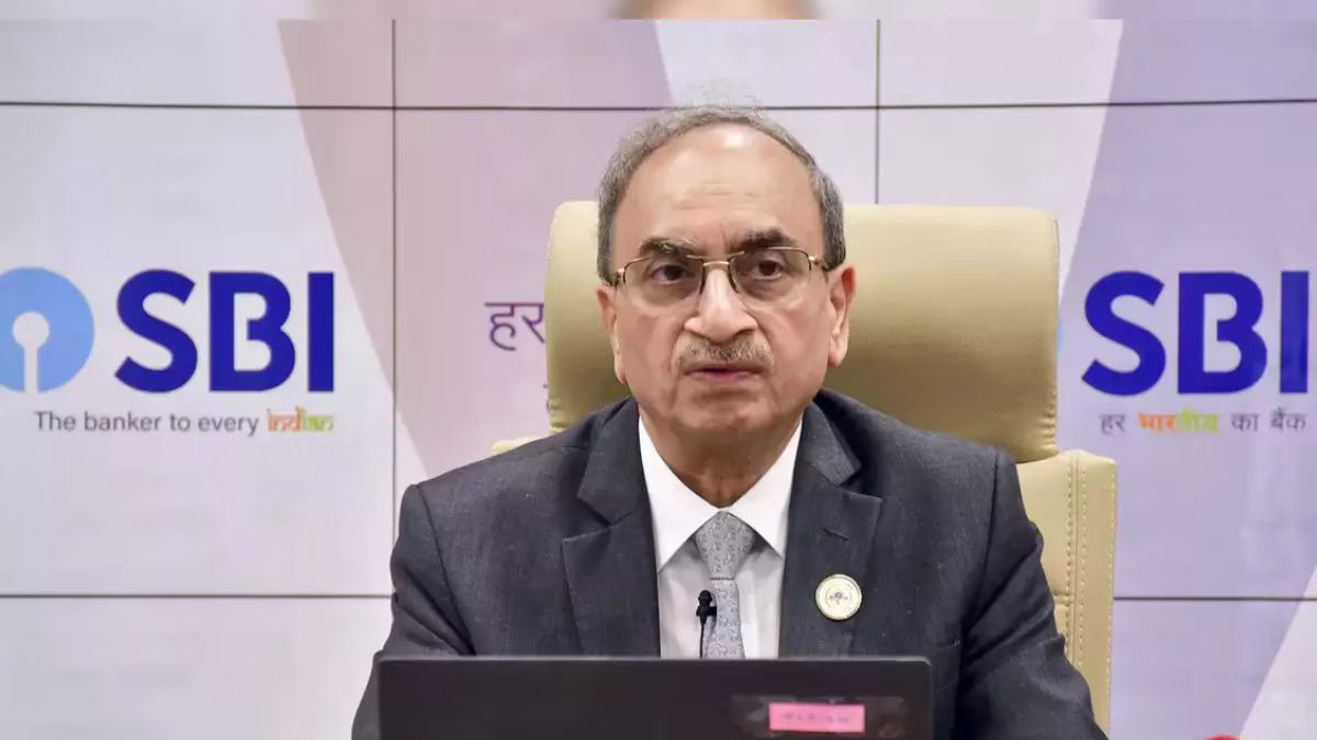 Ex-SBI Chairman Khara to Head Panel to Implement Amendment to Insurance Law