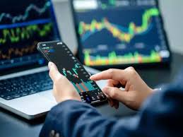 Trading Up: EuroStoxx and DAX Nudge North on Mixed Global Cues