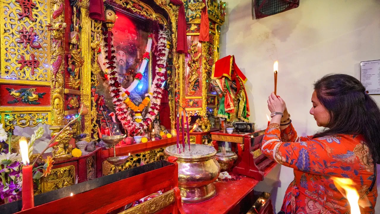 Mumbai's Chinese Community Celebrates a Vibrant New Year at Kuan Kung Temple