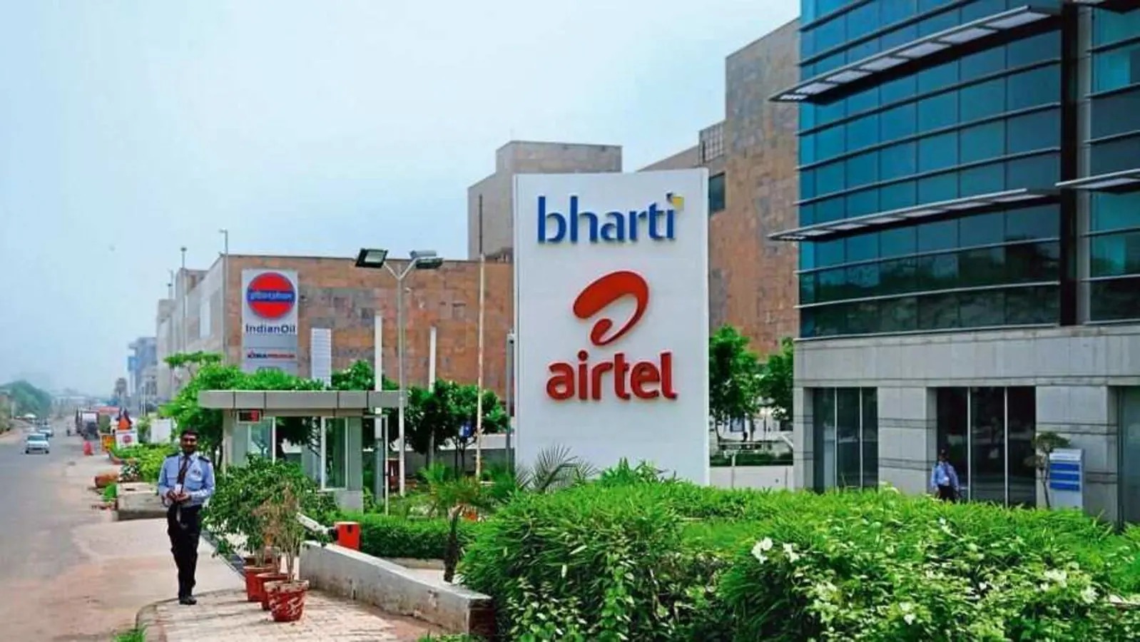 Bharti Airtel Sees Major Stake Movement as Promoter Sells Shares in Block Deal