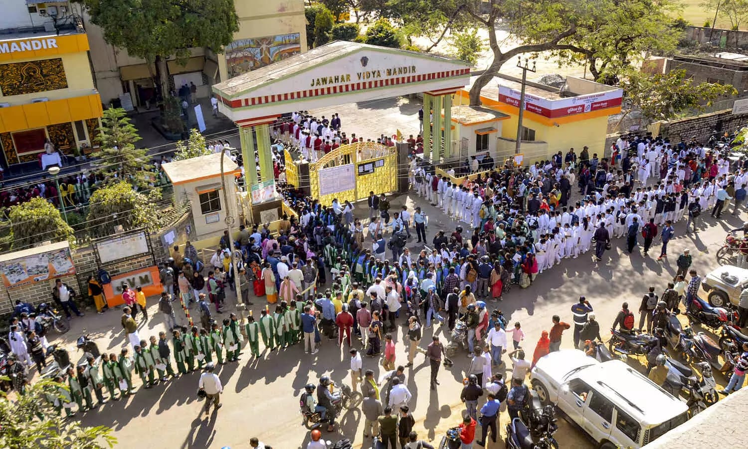CBSE Board Exams 2025 Kick Off: Over 42 Lakh Students Take on Class 10 and 12 Exams