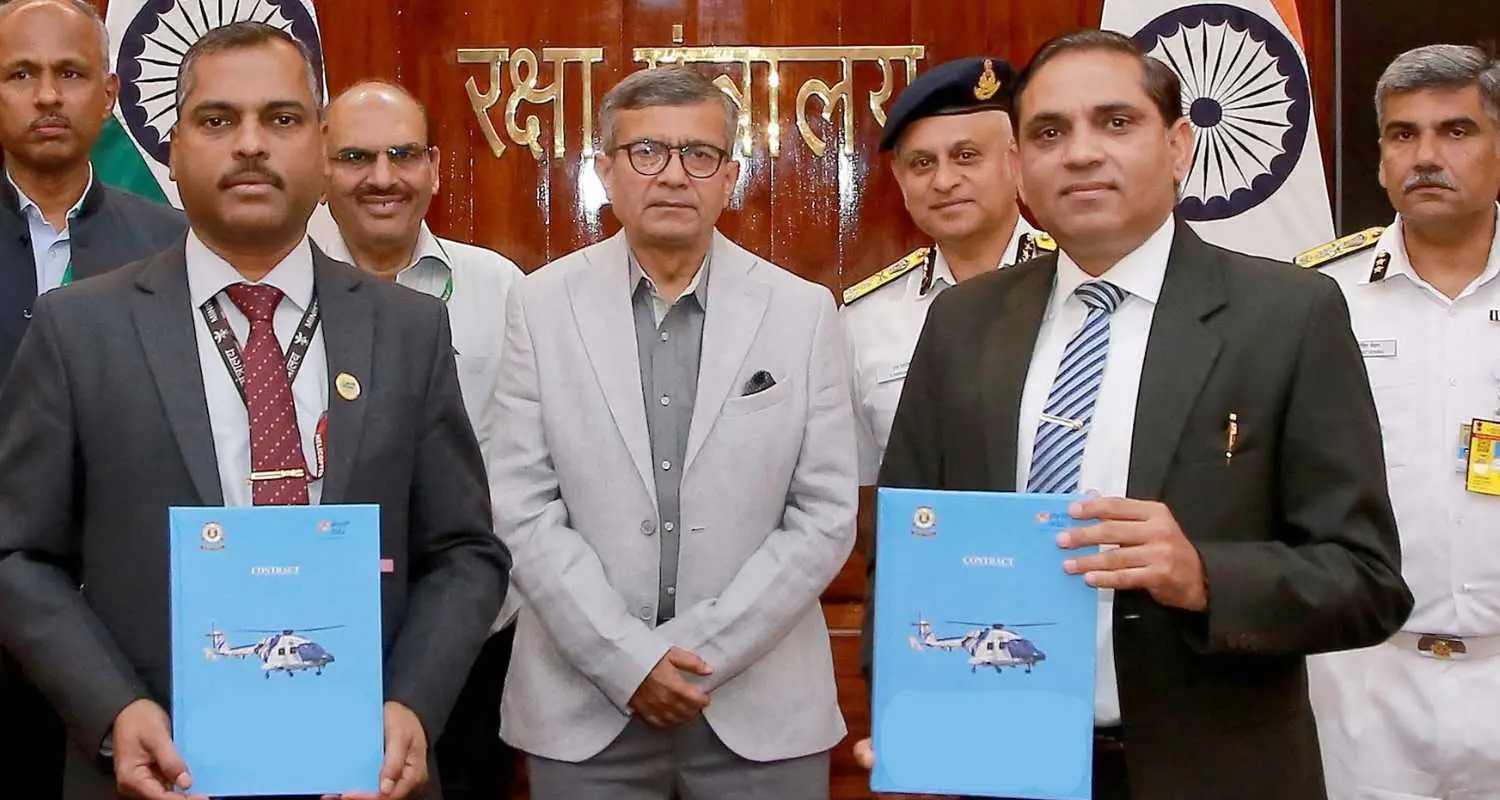 MoD Signs ₹5,083 Crore Contracts for HAL ALH Mk-III Helicopters and Shtil Missiles