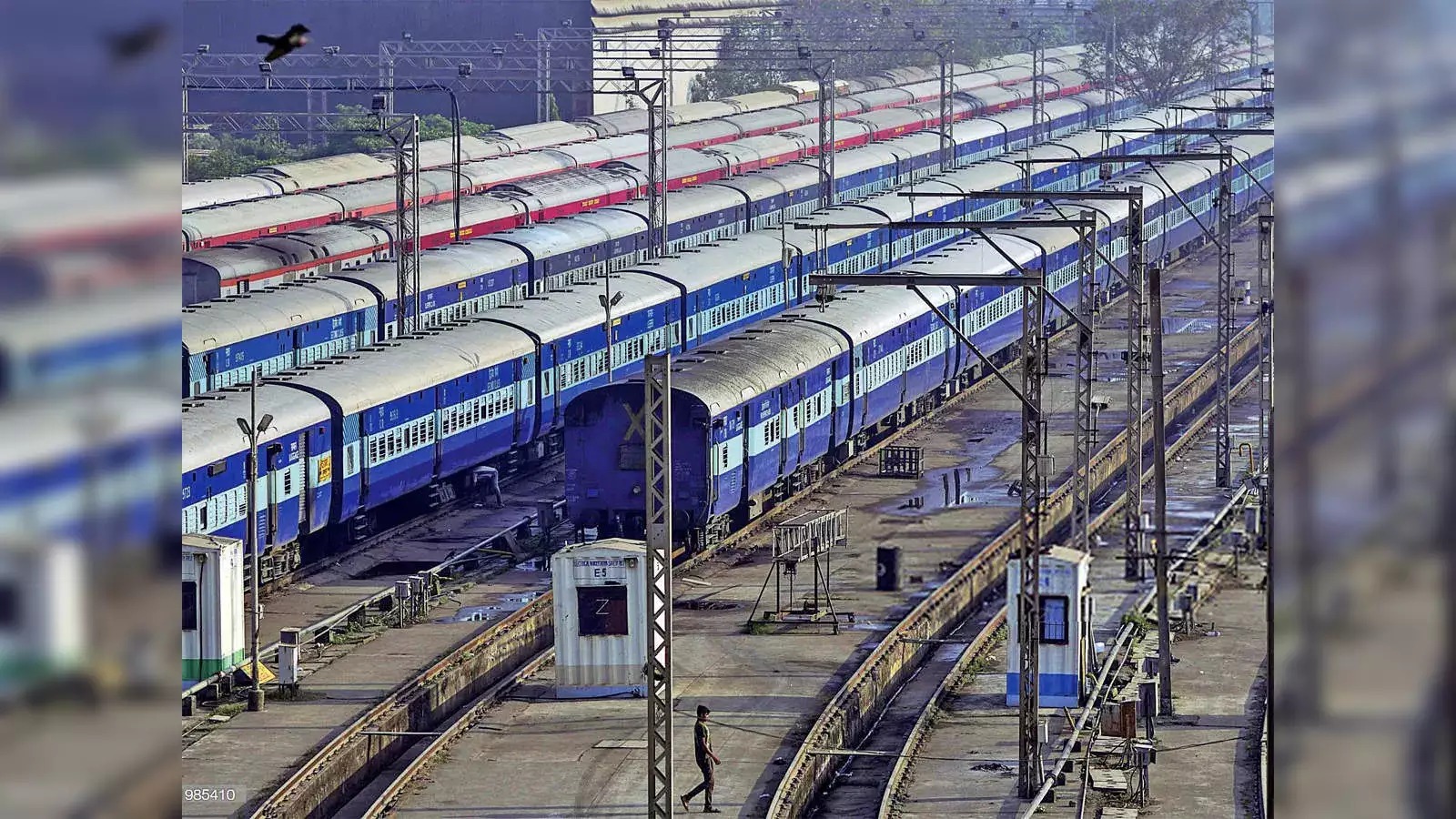 Rail Vikas Nigam Bags ₹555 Crore NHAI Order, Shares Jump 13%