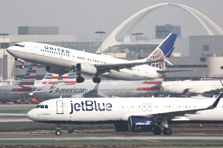 JetBlue CEO Dismisses Merger Speculation Amid New Partnership with United Airlines