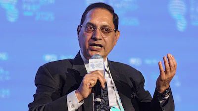Vision Beyond Oversight: Sebi Chief Pandey Urges Innovation And Integrity In Capital Markets