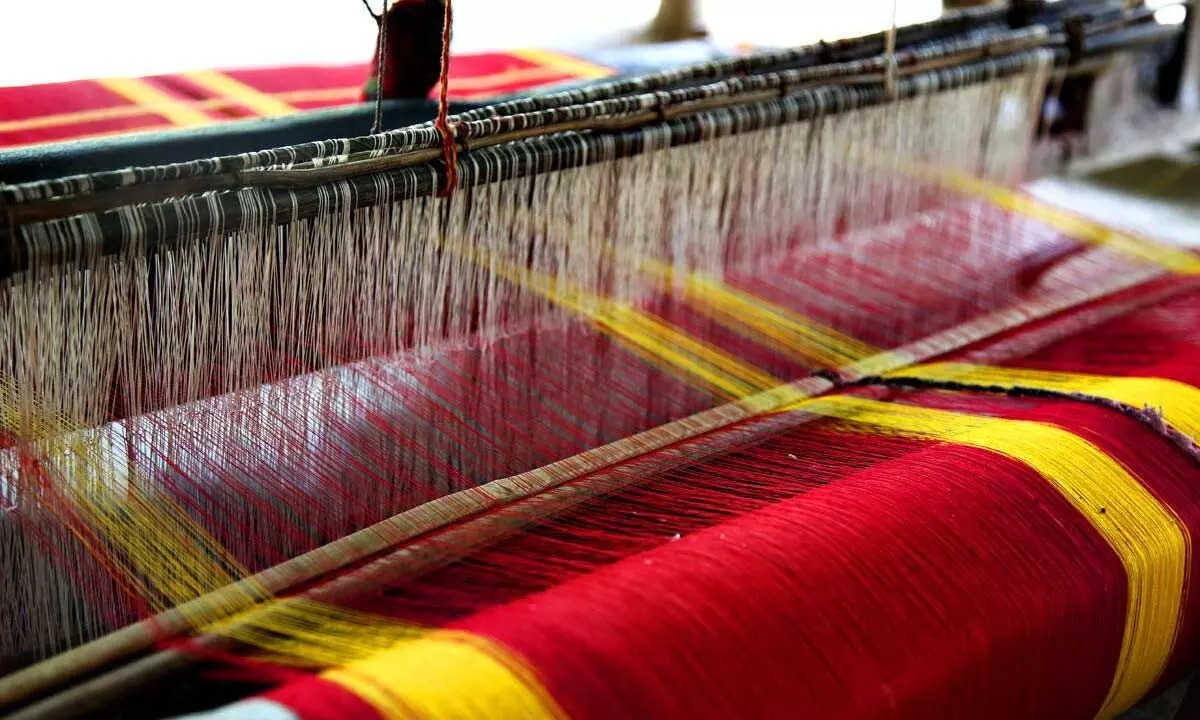Centre Allocates ₹364 Crore for Handloom Workers' Schemes in 2024-25