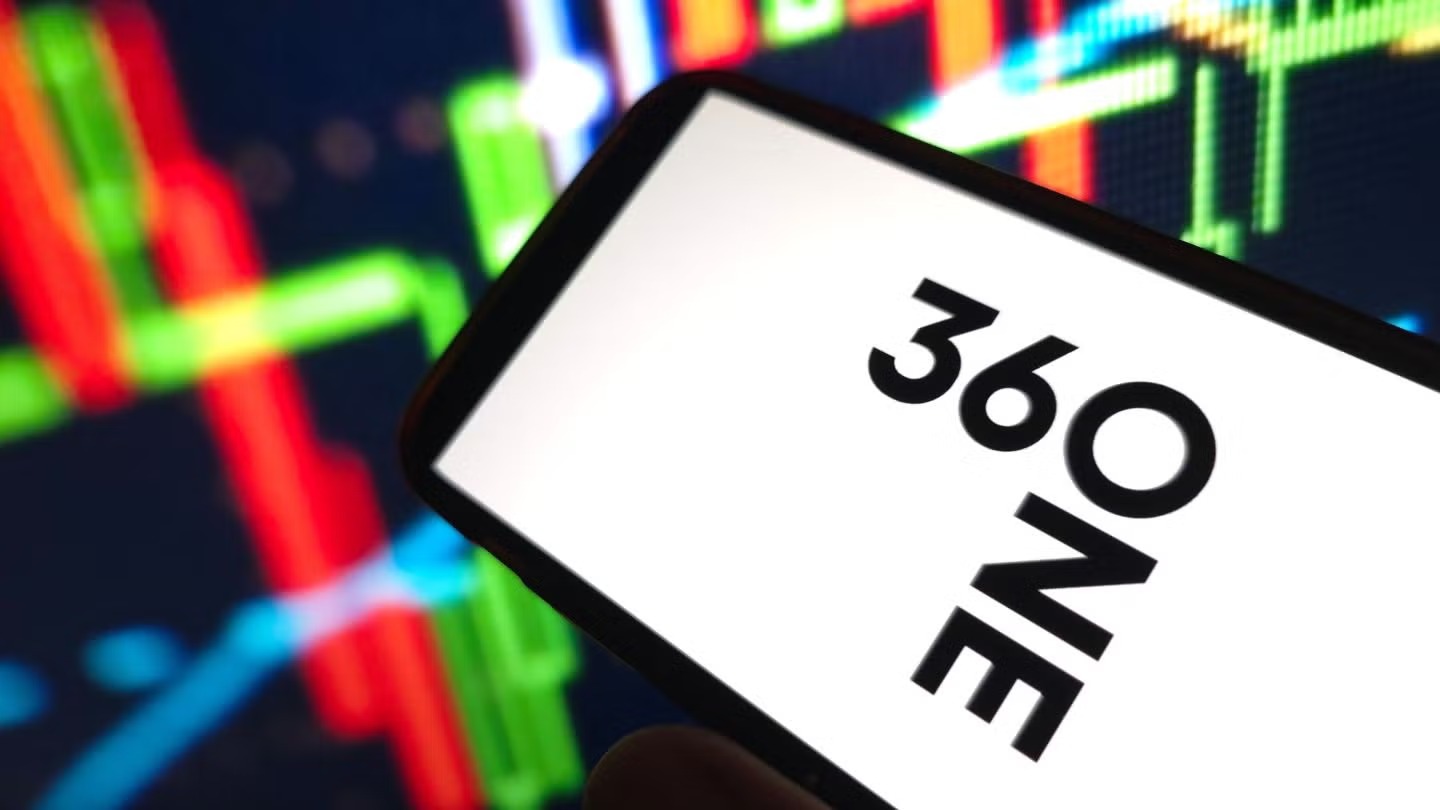 360 One Wam Ltd Strengthens Market Position With 11.15 Billion Rupees Revenue And Dividend Approval