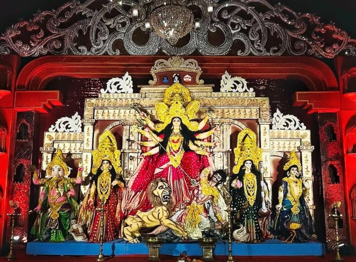 Durga Puja 2025 In Mumbai: Where Tradition Meets Innovation In The City’s Best Pandals