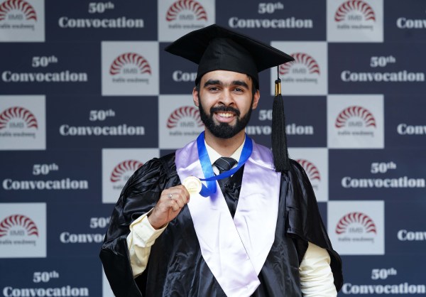 Mungeli's Pride: Parth Tiwari Shines as IIM Bangalore Gold Medallist