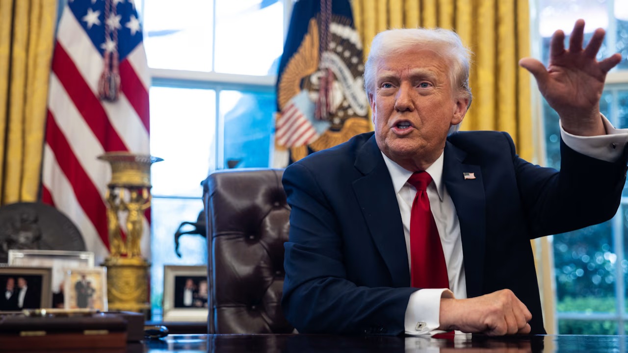 Trump’s Tariff Shock Sends iShares MSCI India ETF Sliding 1.1% Premarket—Markets Brace for August 1 Trade Shift