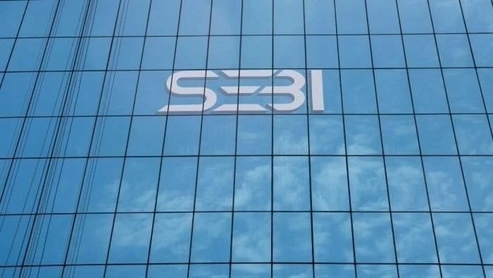 SEBI Overhauls Broker Rules: Caps MF Brokerage at 6 bps, Eases Small Broker Burden