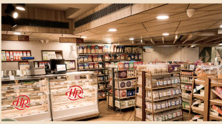 Haldiram's Secures Strategic Investments from Alpha Wave Global and IHC to Drive Global Expansion